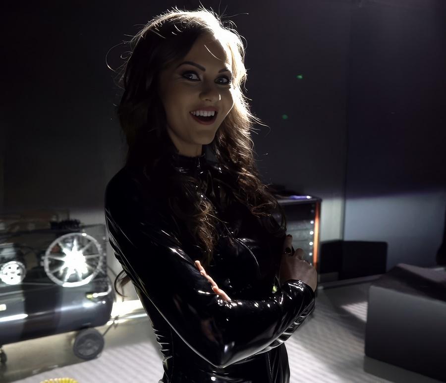 Tina Kay - Warm Welcome From Step-Mom UltraHD/4K 2160p