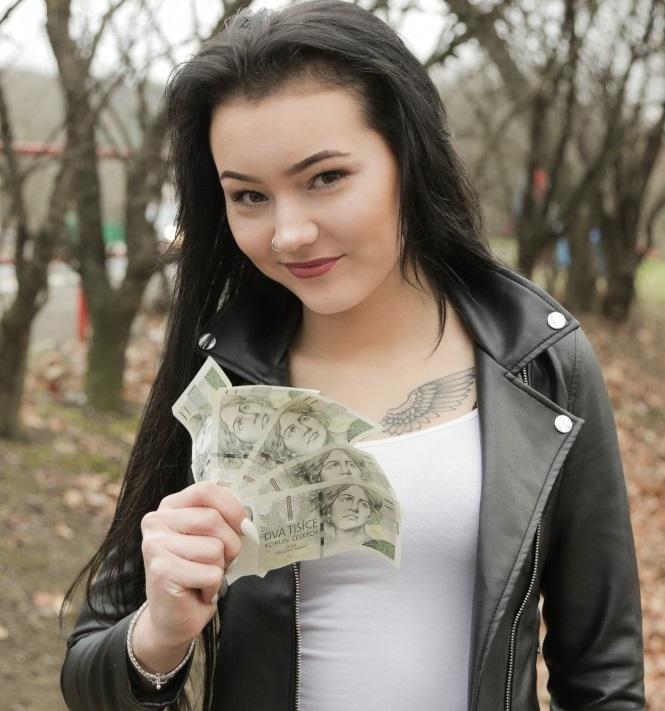 Lady Zee - Dat Ass in tight denim jeans 1080p