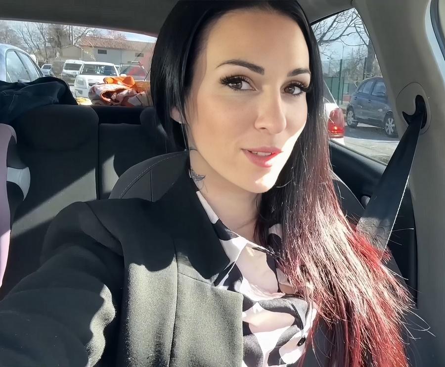 Shasha Lopez - I Trap My Real Estate Agent FullHD 1080p