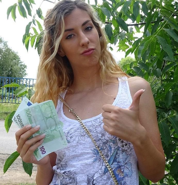 Shona River - Shona is caught fucking in public 1080p