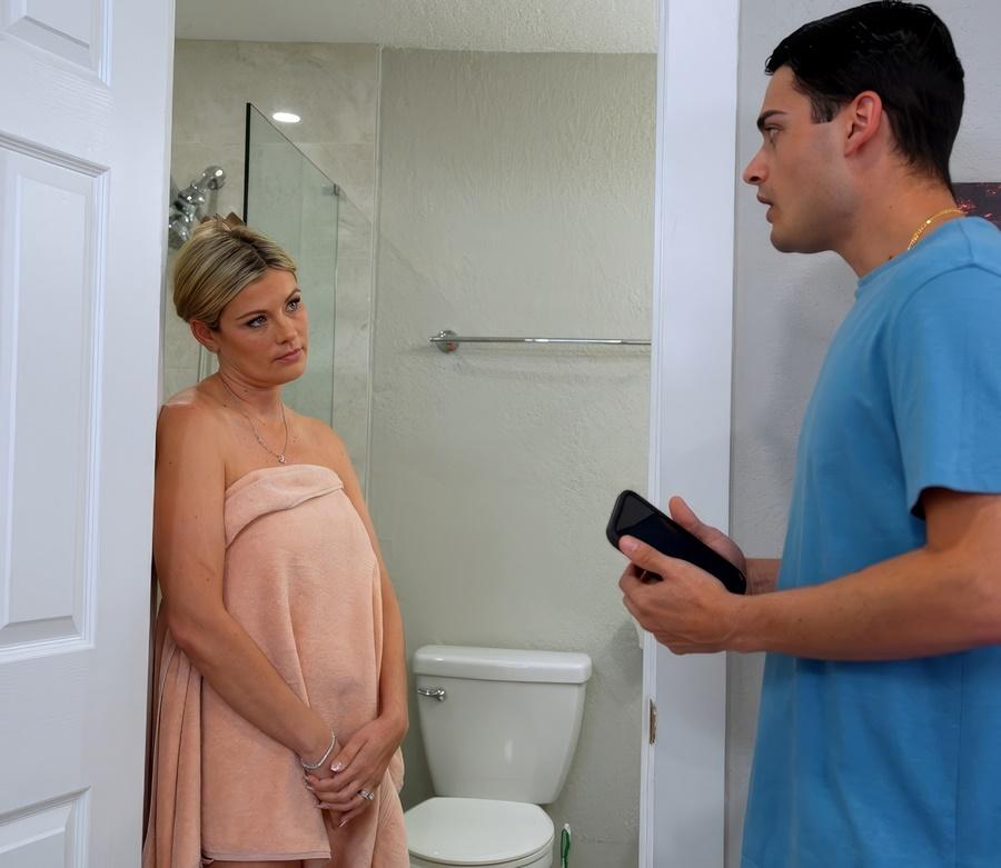 Ellie Tay - Moms Routine For A Tight Pussy HD 720p