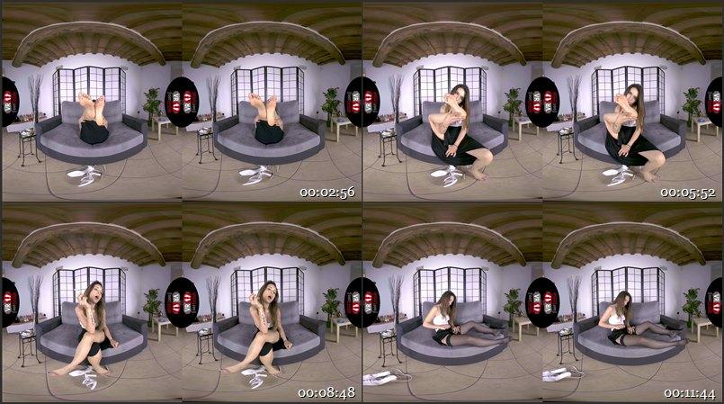 Violet's Cigar And Foot Tease Session 1440p