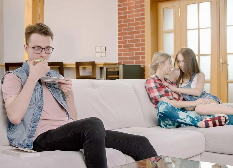 Nata Ocean, Eva Elfie - Nerd Gets Fuck Of His Lifetime 2 FullHD 1080p