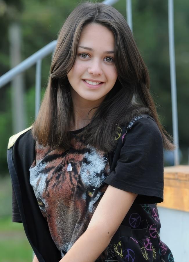 Michelle Can - Petite Teen Girl Michelle Can First Gaping Anal Sex! FullHD 1080p