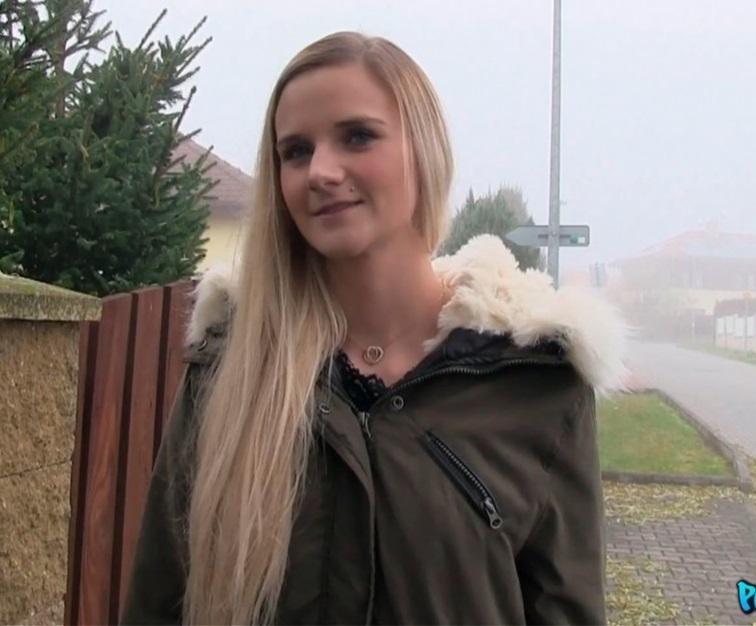 Katy Pearl - Tight pussy fucked in a car 1080p