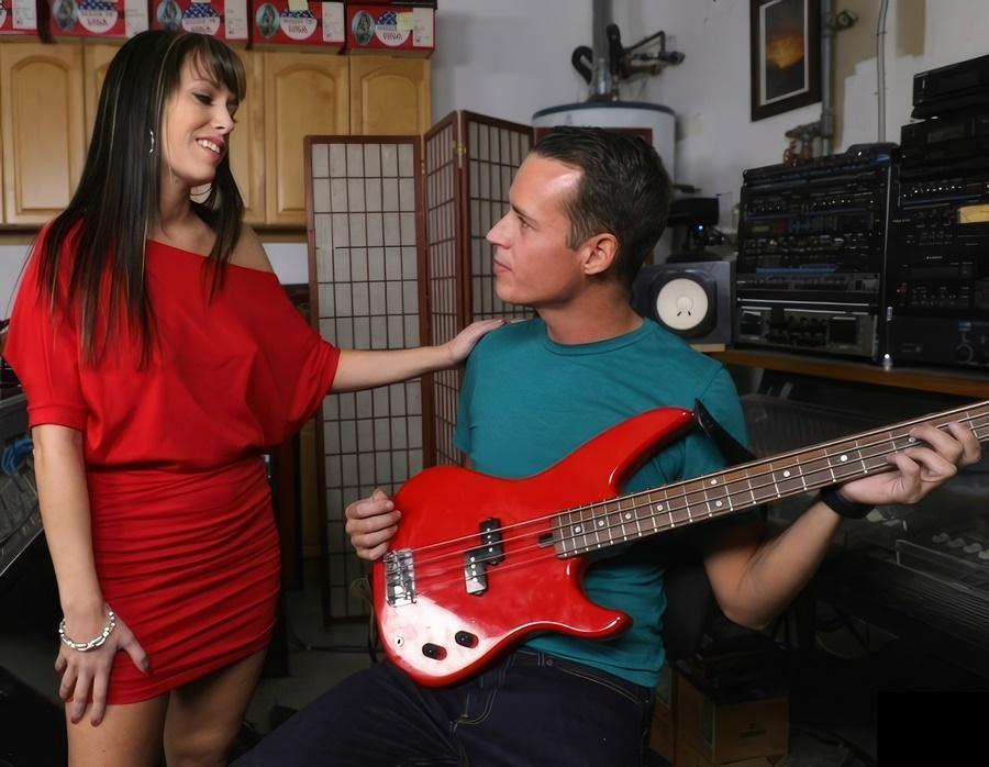 Alana Cruise - Stress Relieving Milf FullHD 1080p