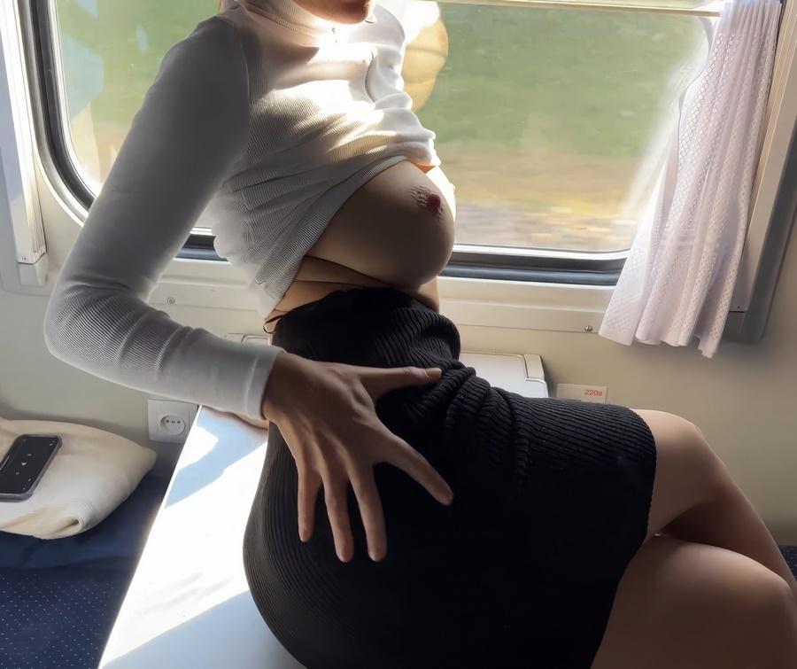 Feral Berryy - On The Train a Juicy Big Boobed Neighbor In The Compartment Seduced Me UltraHD/4K 2160p