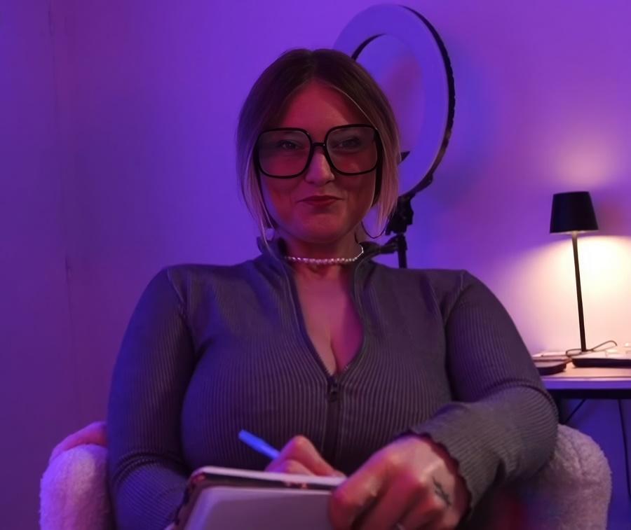 Faustine Perdrix - I Can Be Your Psychologist If You Want HD 720p