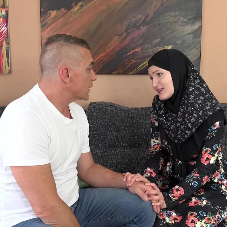 Olivia Westsun - Hot Quickie With Horny Babe In Hijab FullHD 1080p