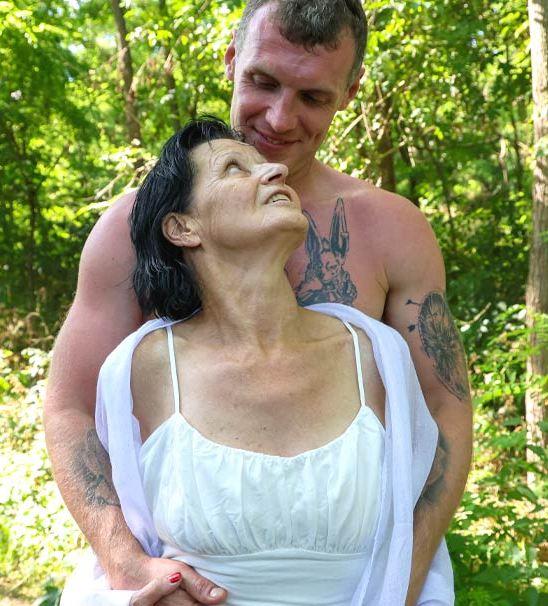 Cocco Grand - I'm a 70y old and I need to fuck FullHD 1080p