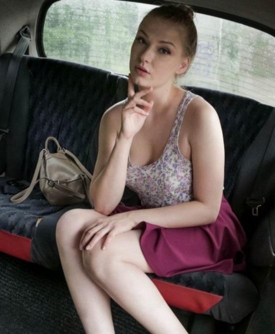 Lucy Heart - Hot Russian Tries English Sausage SD/720p/1080p