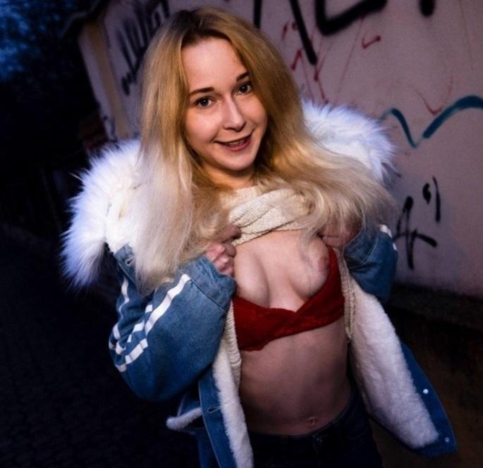 Sweetie Plum - Fresh Face Model Facial SD/720p