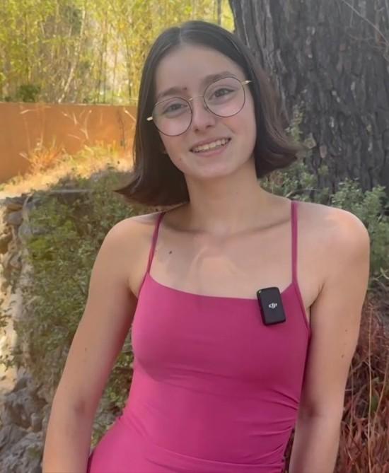 Penelope - Penelope, 19 years old, cosmetics saleswoman in Paris FullHD 1080p