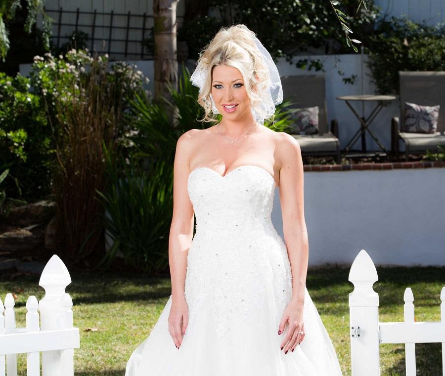 Lexi Lowe - You Wed Her, I'll Bed Her FullHD 1080p