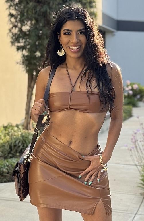 Jasmine Sherni - Unexpected Meetup With A Friend FullHD 1080p