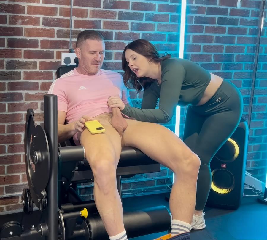 Erin Moore - Workout Sex FullHD 1080p