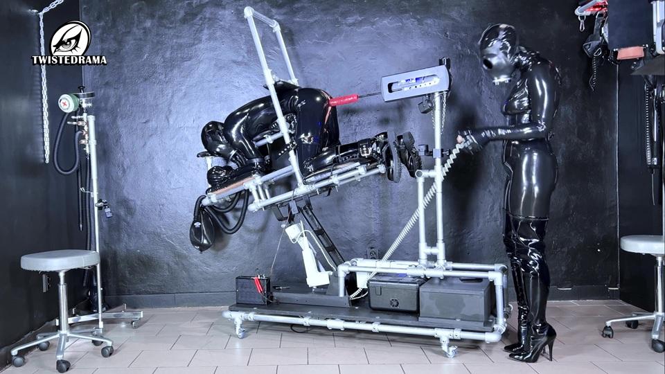 Twistedrama.com - Hands Free Orgasm On Robofuck - 2160p