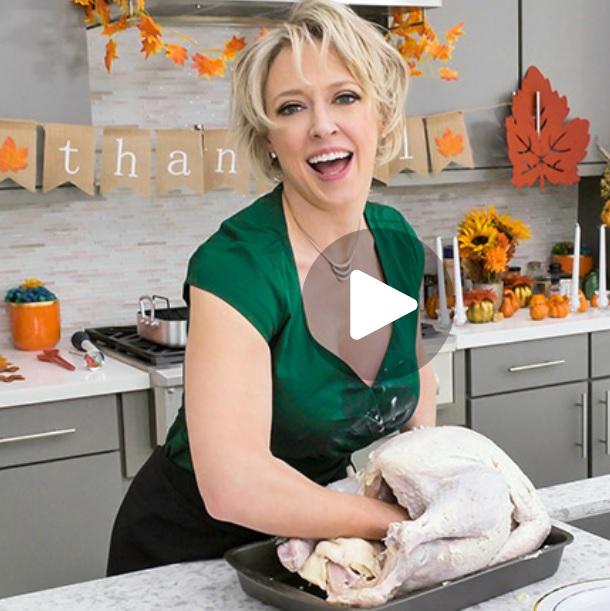 Dee Williams - Stuffing Her Thanksgiving Pussy 1080p