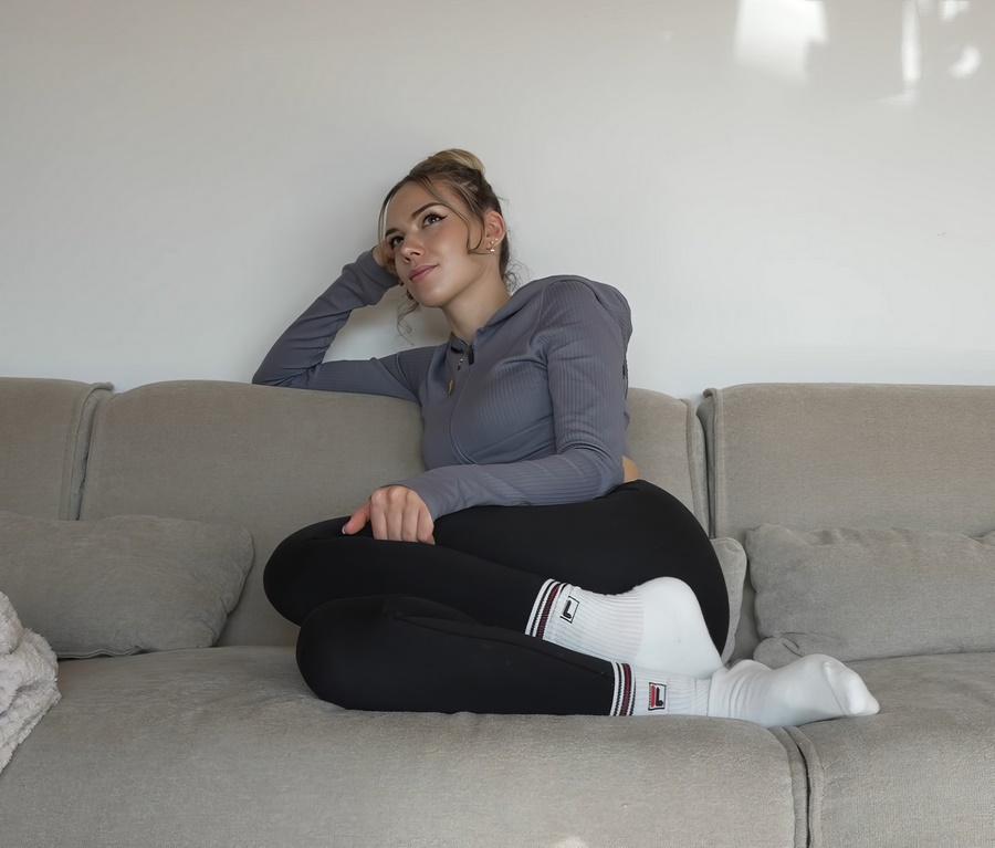 Hope Heaven - Fuck On The Couch FullHD 1080p