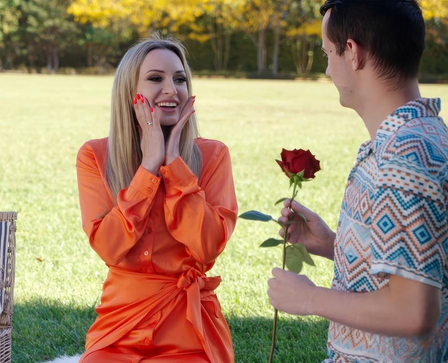 Micky Muffin - Coming Clean FullHD 1080p