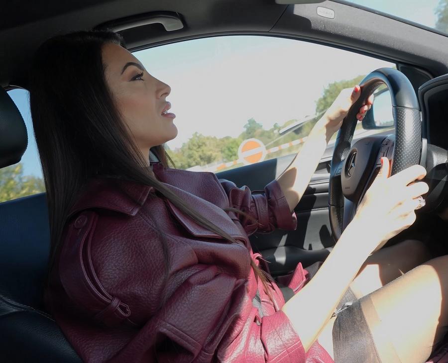 Alysa Nylon - Cuckoldress the Unfaithful Episode 3 UltraHD/4K 2160p