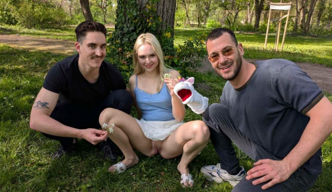 Jessie Ames - Gets Even With Cheapskate Sugardaddy In Double Penetration Threesome FullHD 1080p