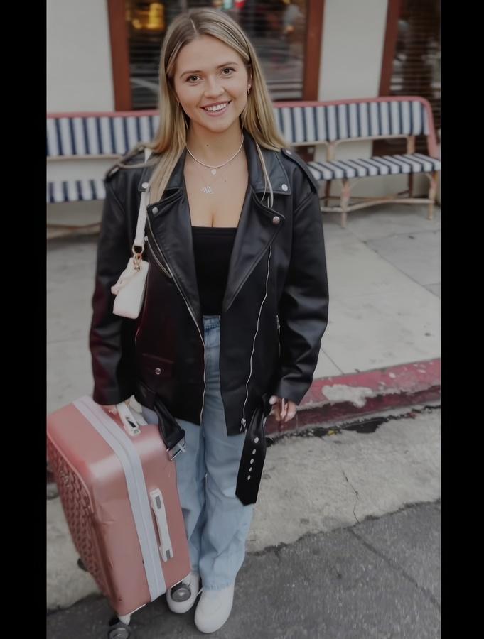 Angie Faith - Arrives In LA FullHD 2160p