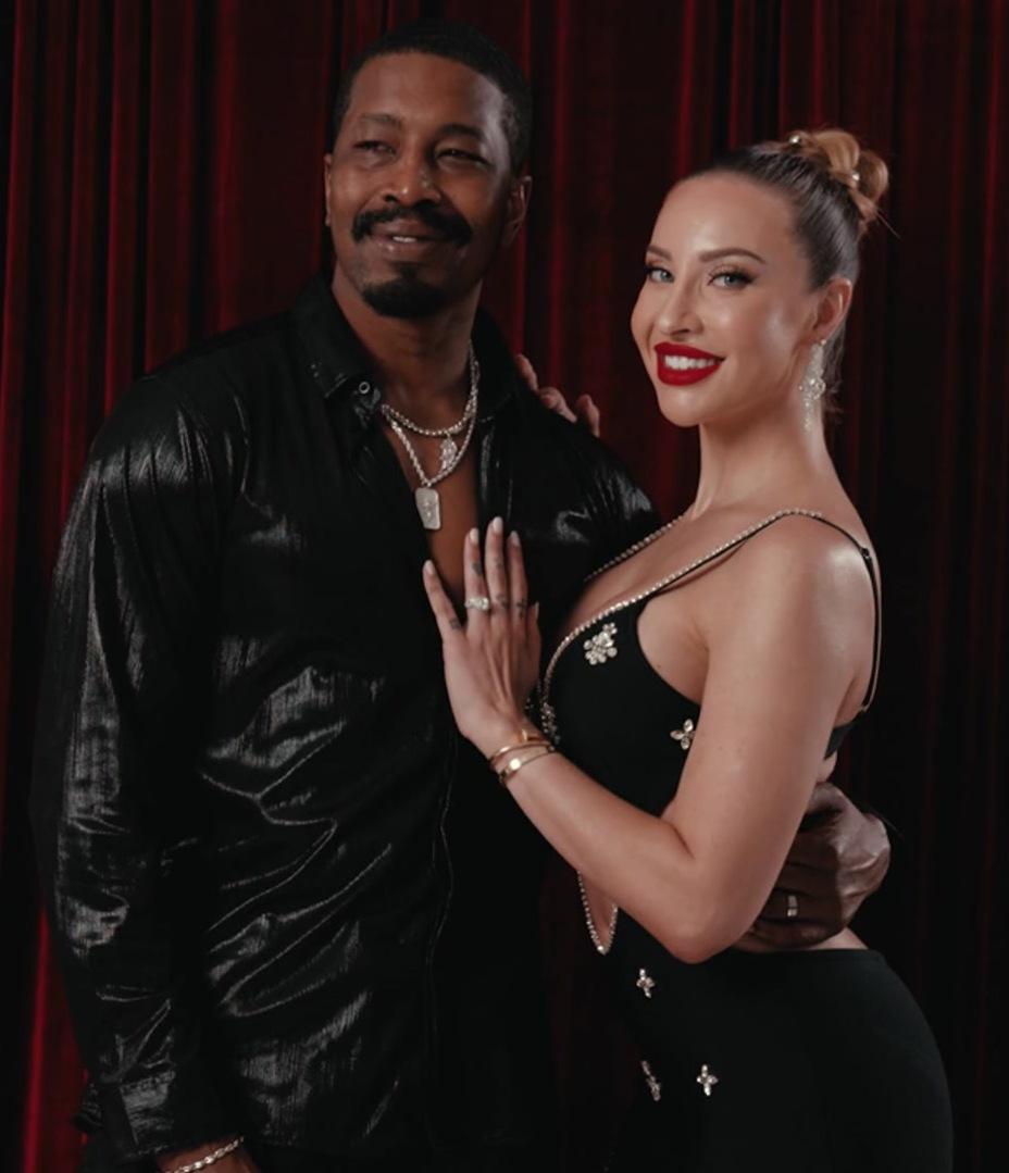 Amari Anne, Melissa Stratton - The Replacement  4k 2160p/FullHD 1080p