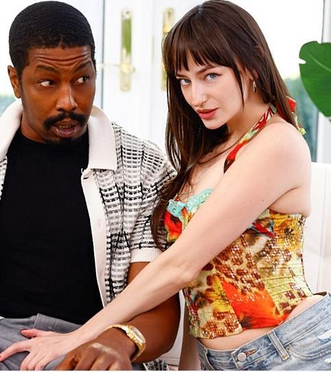 Lana Smalls - My Hot Step Sis FullHD 1080p/HD 720p