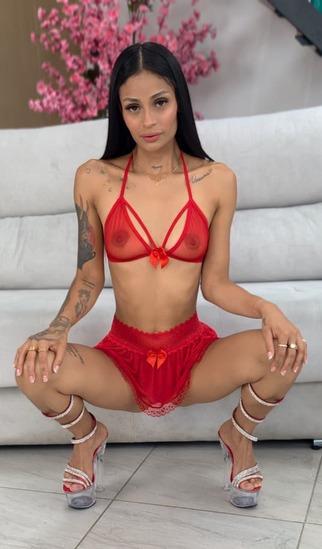 Breiny Zoe - the beautiful BREINY ZOE milking the milk from 4 huge black cocks, DAP, anal, deep balls + pissing  FullHD 1080p/HD 720p