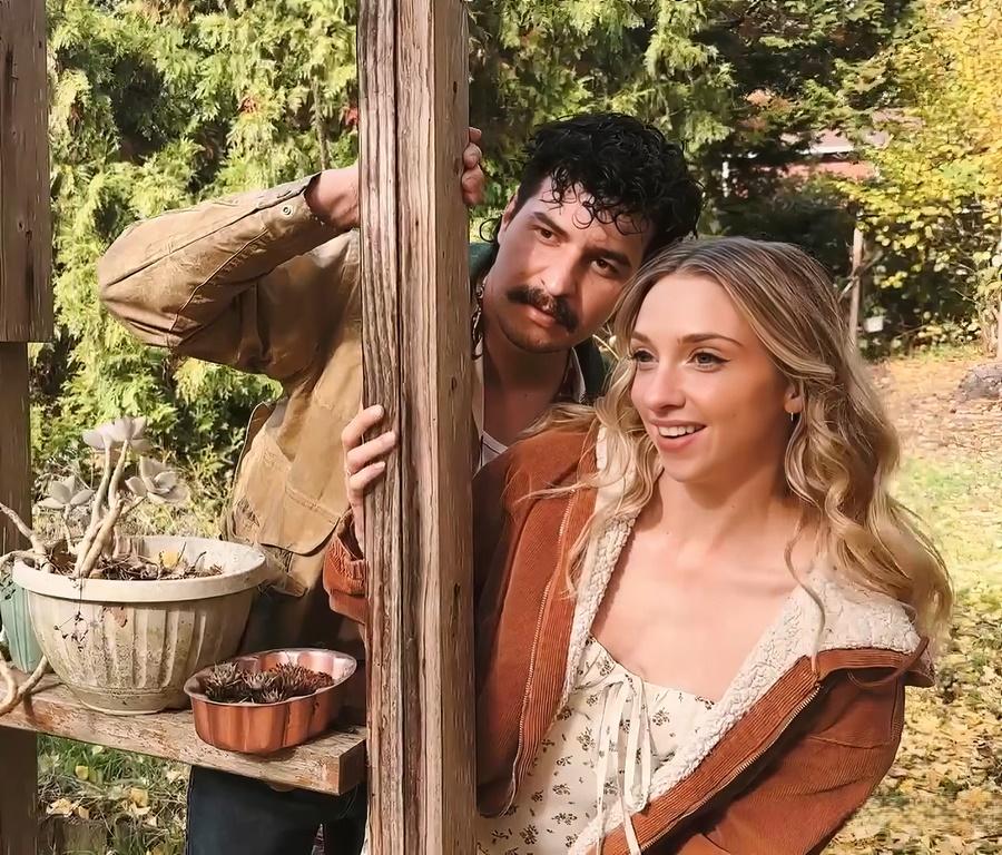 Nicole Vaunt, ItsMeCat64 - BGBG outdoor Couple Swap FullHD 1080p