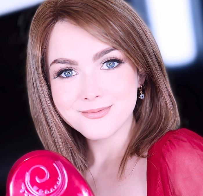 Jade Valentine - Jade Valentine Returns to Amateur Allure for a Special Valentine's Suck, Fuck and Swallow FullHD 1080p