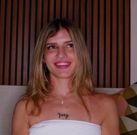 Miss Gray, Serena Gomes - Serena Gomes takes on 6 huge cocks that fuck her in every hole at the same time  FullHD 1080p/HD 720p