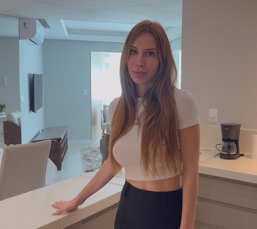 Vero Buffone - I Found Out That My Husband Is Cheating On Me And I Fucked His Friend To Teach Him a Lesson FullHD 1080p