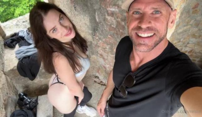 Reislin - New, Abandoned Castle Video FullHD 1080p