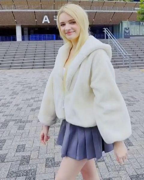 Amber Kawaii - I introduced her to my Japanese friend FullHD 1080p