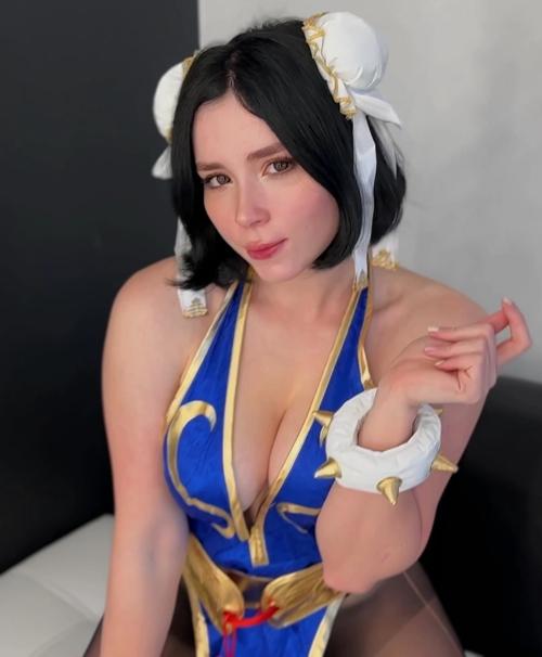 Sweetie Fox - Chun-Li from Street Fighter Deepthroats & Assfucks POV 4K 2160p