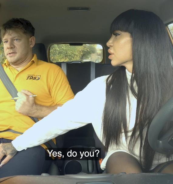 Valentina Coppola - Big Booty Needs a Licence FullHD 1080p/HD 720p