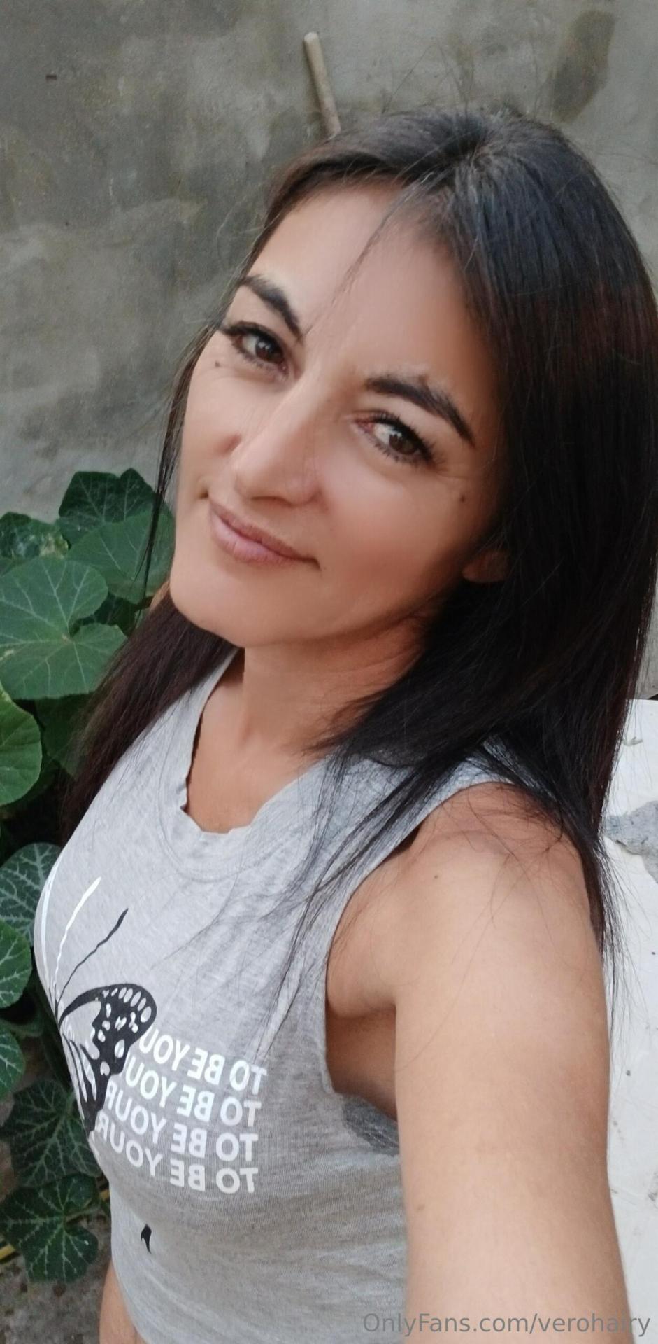 Hot Mommy - Onlyfans Pictures