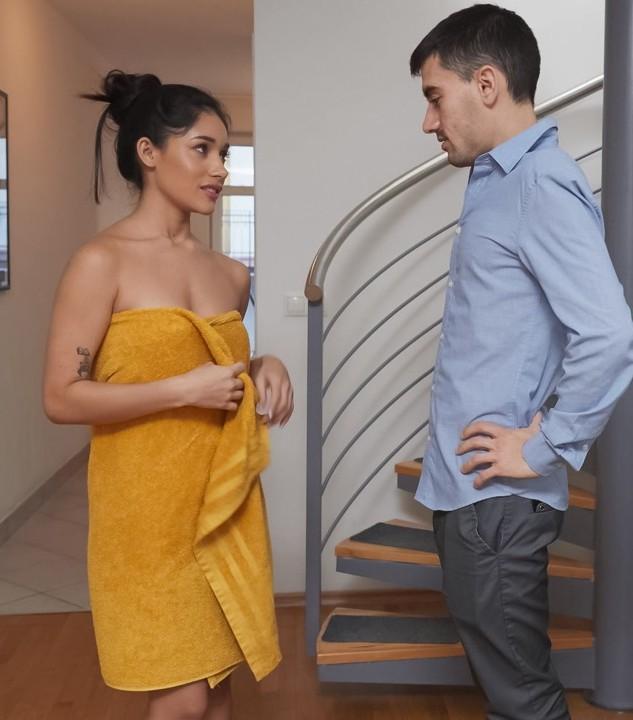 Carolina Guerrero - Sneaky Roommate Steals Boyfriend FullHD 1080p/HD 720p