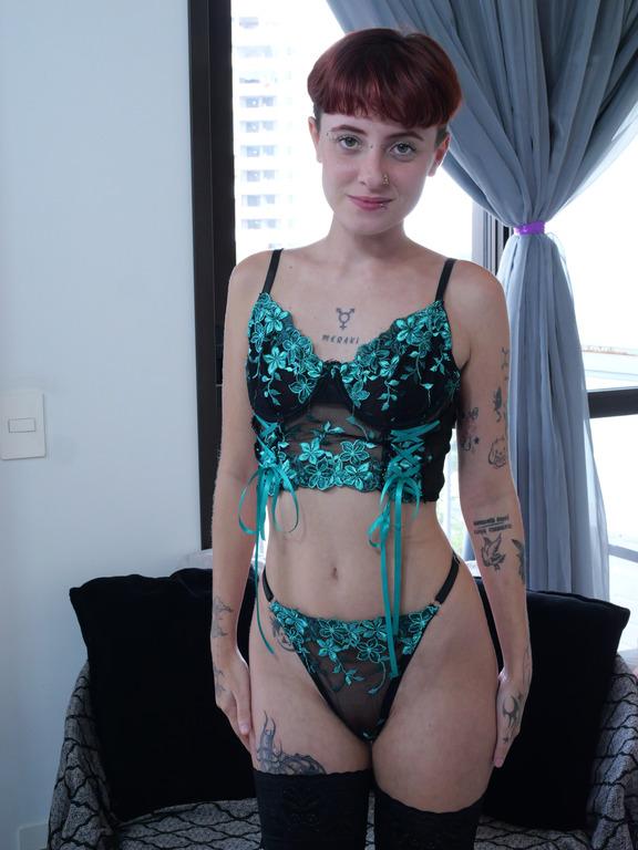 Hlohan - Non-binary woman with anal desire has her ass destroyed by a big dick - LXAT05 FullHD 1080p/HD 720p
