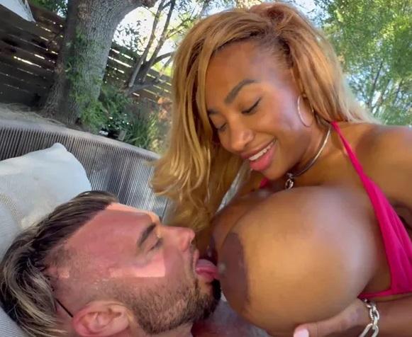 Tia Maria - Busty And Fat Ass Tia Maria Drilled In POV  4K 2160p