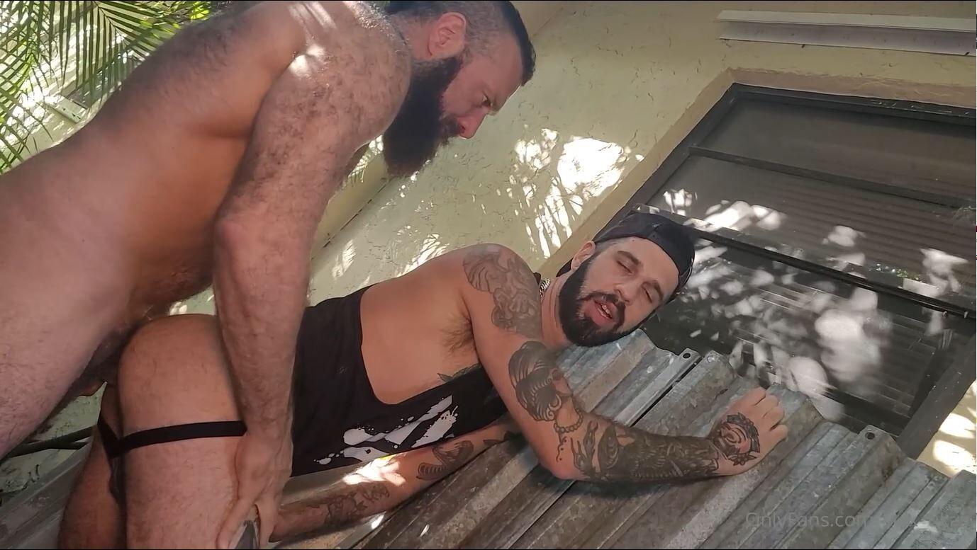 OnlyFans - Alex Tikas, Romeo Davis - FullHD/1080p