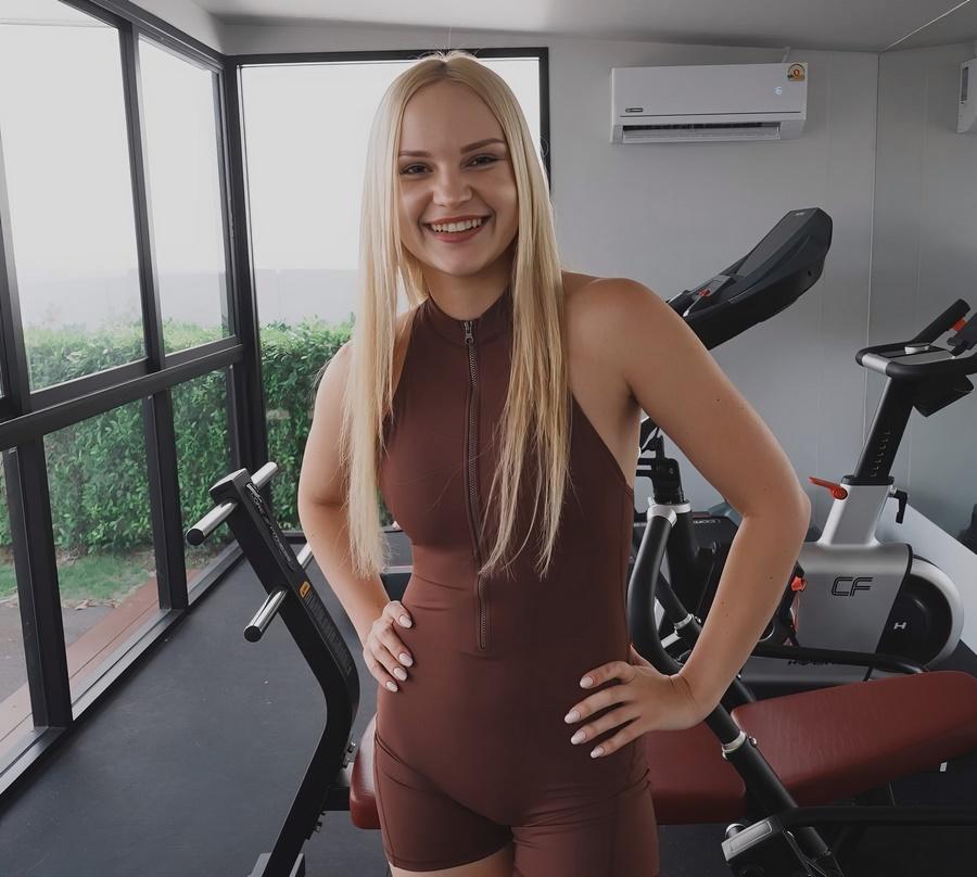 Verlonis Alina - Pov Experienced Trainer Knows How To Take His Petite Client From Squats To Bed For Fills Her Mouth With Cum UltraHD/4K 2160p