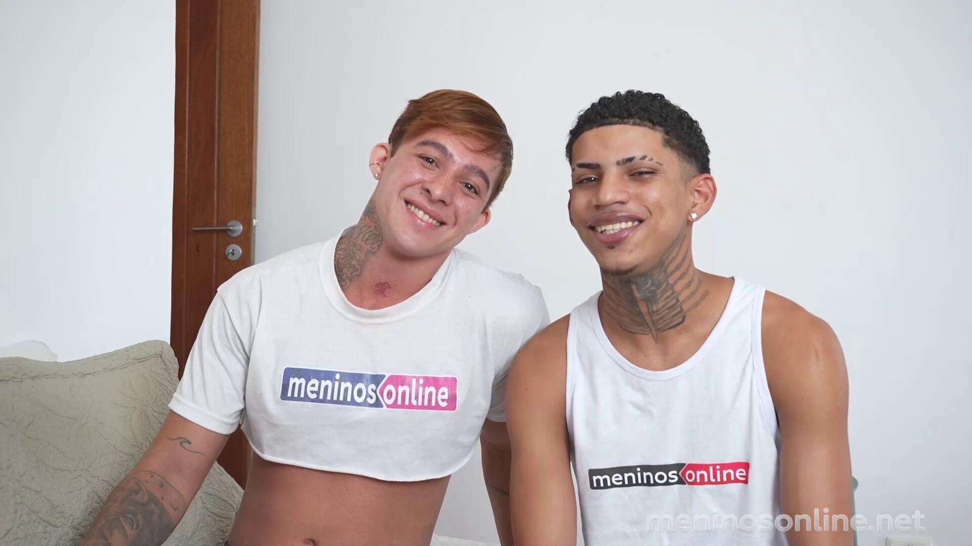 MeninosOnLine - Peuops Ramos, Kavinsck - Bareback Enfrentando 26cm - FullHD/1080p