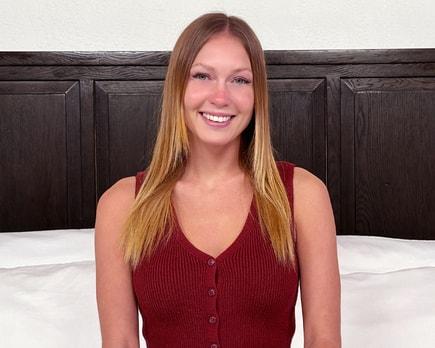 Charli - My Vagina Hurts in a Good Way FullHD 1080p