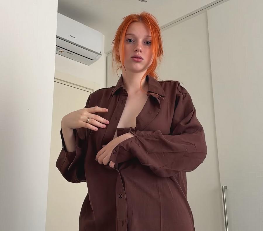 Kuporovaa Krupa - A Stranger Lost Her Panties In My Apartment Sex In Torn Tights FullHD 1080p