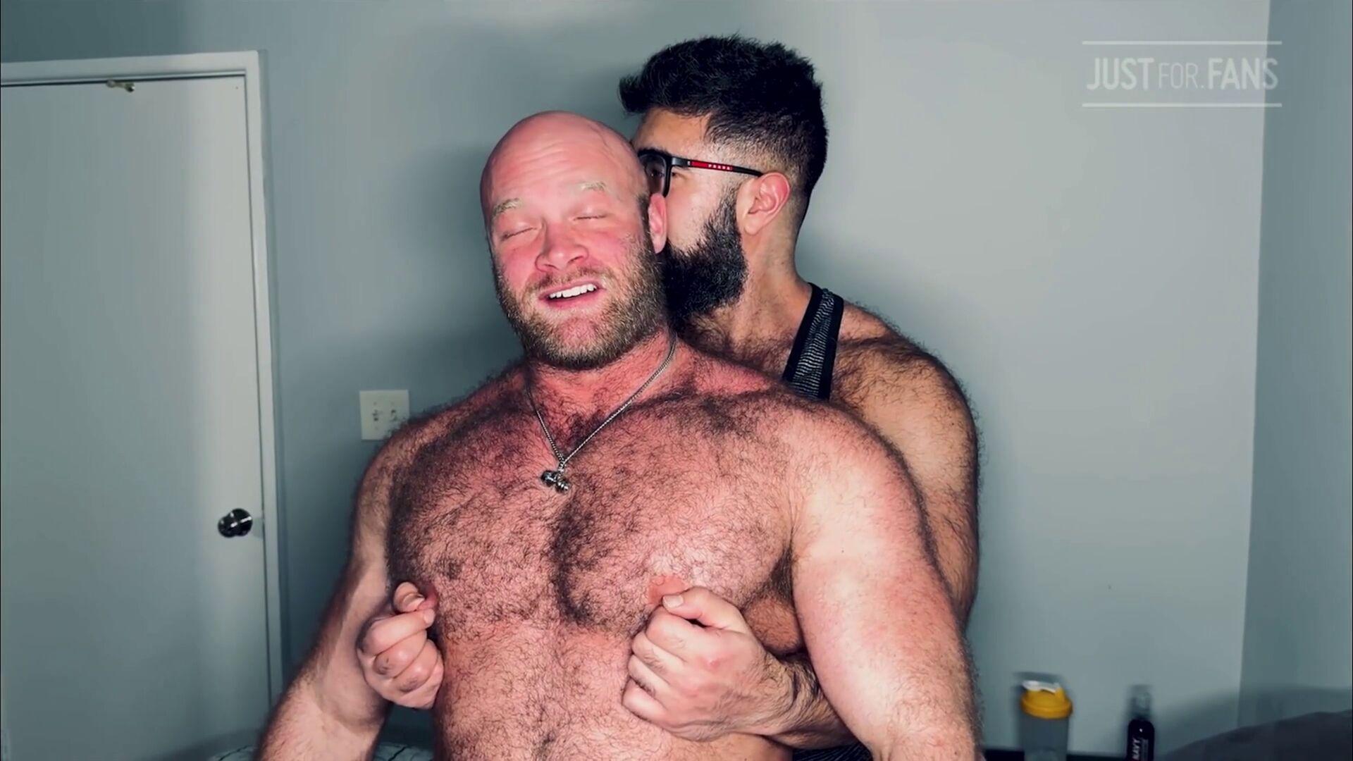 JustForFans - Max-Muscles, Gareth Greatwood, Coachcobalt - Riding My Buddy Greatwood 'S Fat Dick - FullHD/1080p