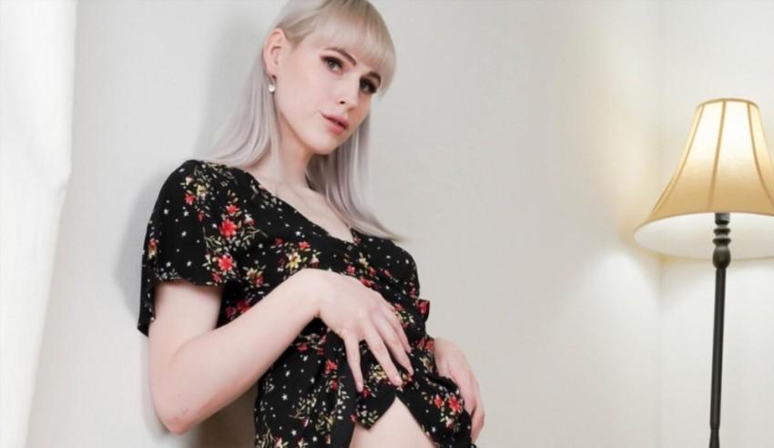 Lianna Lawson - Lianna Returns For More - 1080p