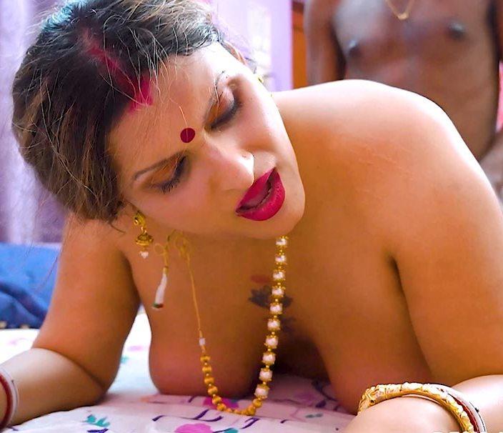 She Loses Her Saree And Gets Fucked FullHD 1080p